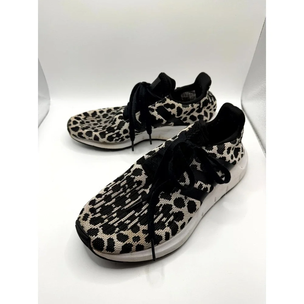 Adidas Swift Run BD7962 Womens 7‎ Sneakers Black Leopard Print Running Shoes